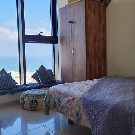 Bat Yam Luxery 5Br Sea View Suite Dış mekan fotoğraf